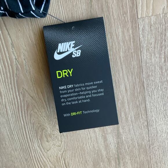 New Mens Nike Black polo striped shirt preppy skater casual business casual sz L - Picture 4 of 15